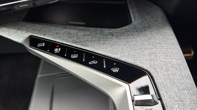 Peugeot 3008 1.2 Hybrid 136 GT 5dr e-DSC6 Petrol Estate